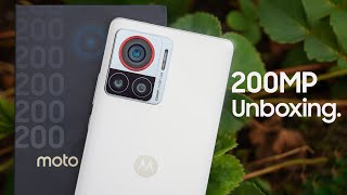 Motorola Moto X30 Pro video